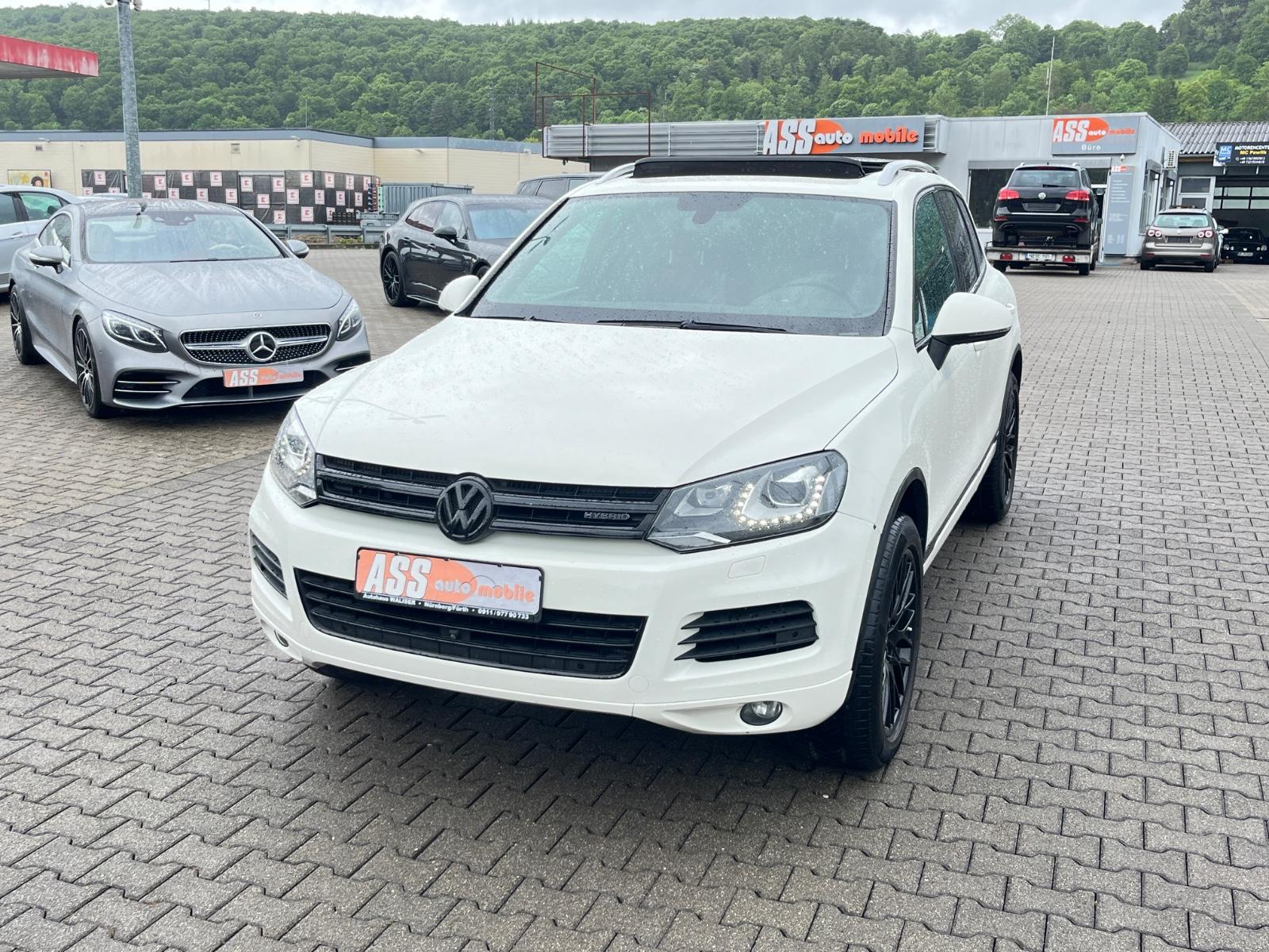 Volkswagen Touareg V6 TSI Hybrid/Pano/Kam/DYNAudio/LED/20"/