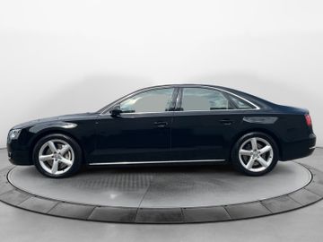 Audi A8 - 2