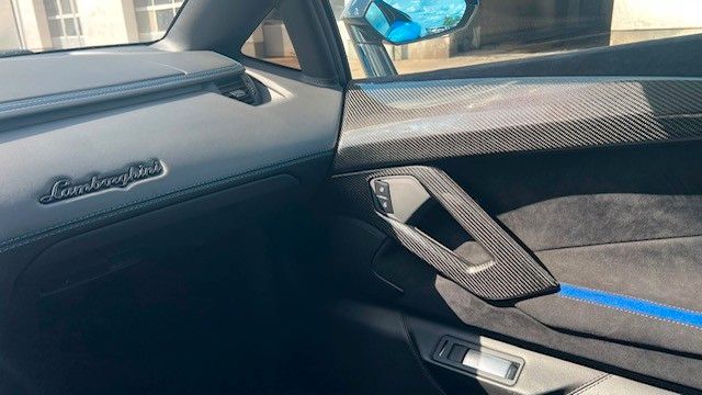 Fahrzeugabbildung Lamborghini Aventador S Coupé VOLL*Carbon*