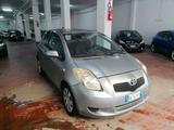Toyota Yaris 1.4 D4D 90 Cv Sol cambio automatico - Toyota Yaris mit Diesel-Antrieb: Automatik