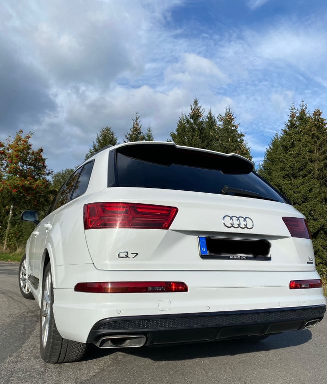 Image of Audi Q7