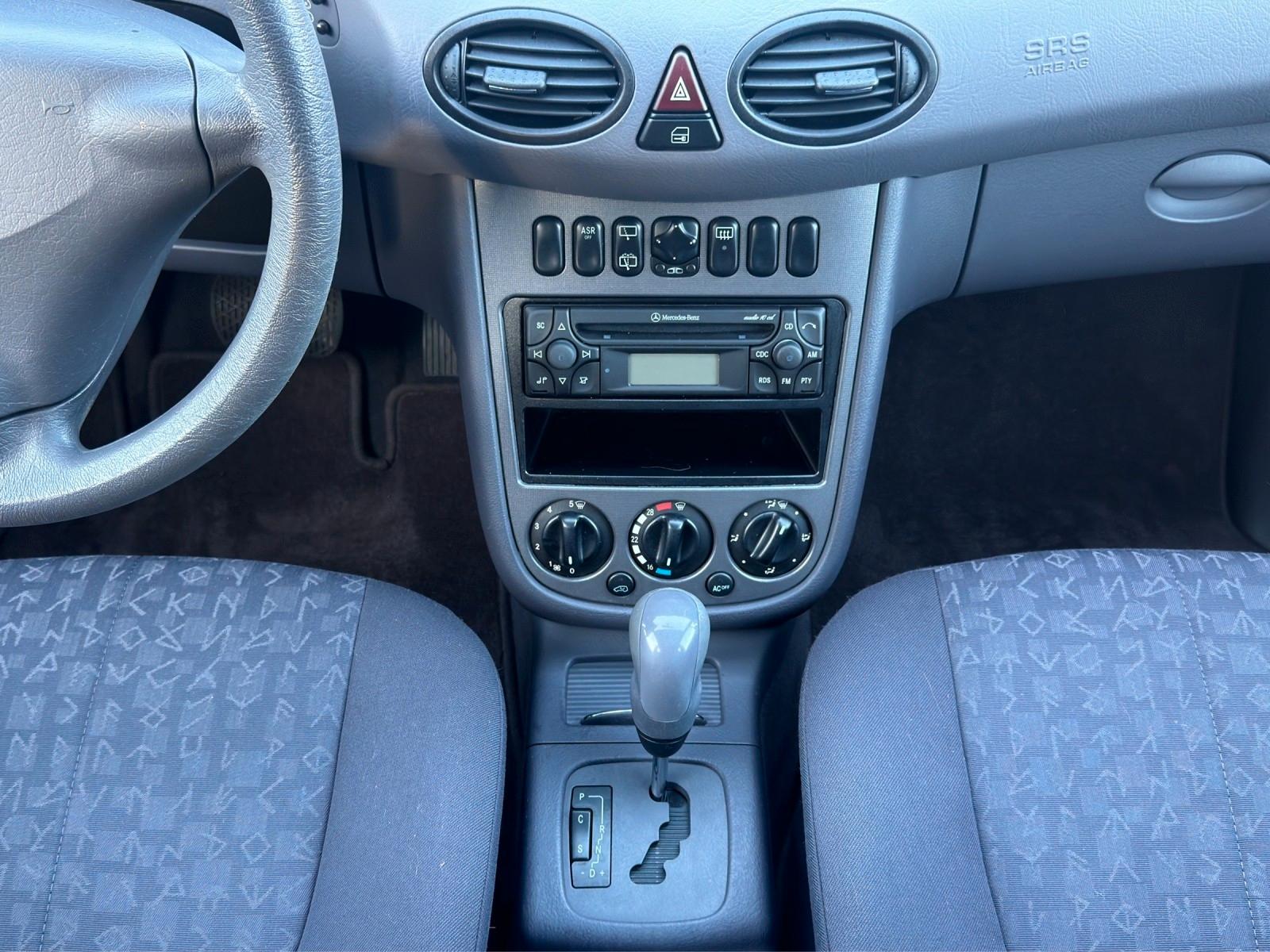 Mercedes-Benz A170 2004 — photo 16