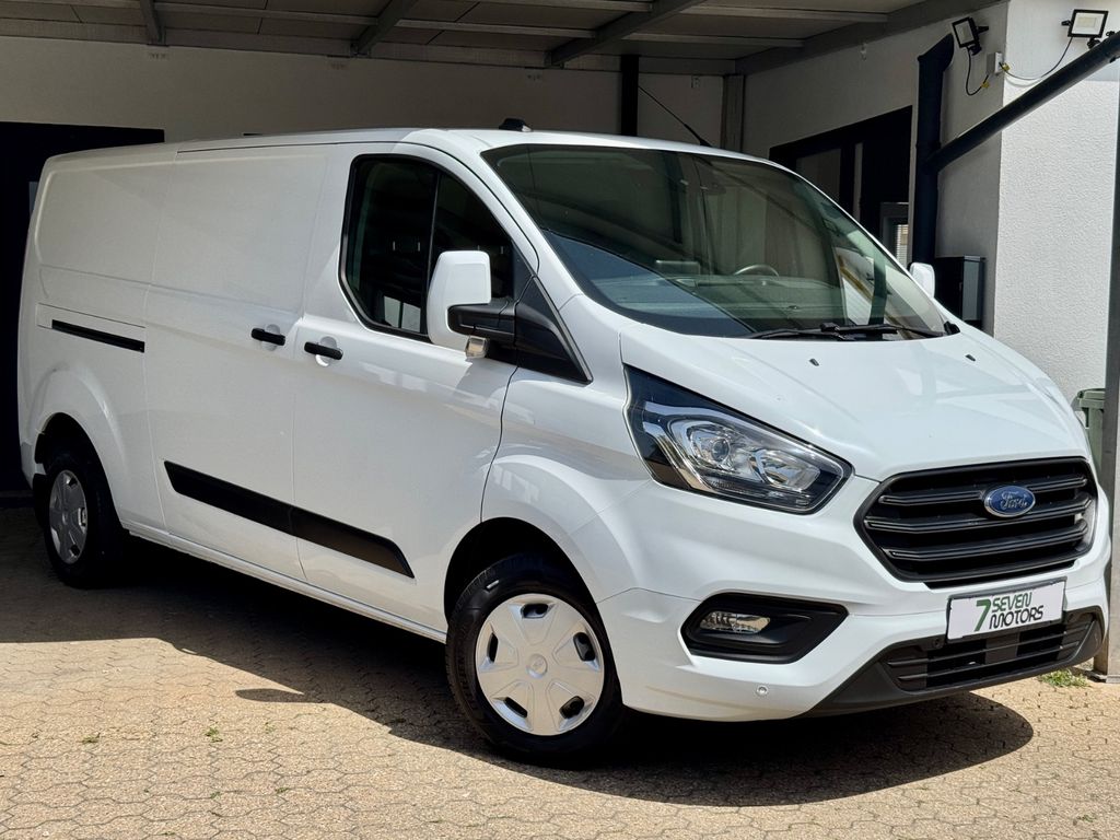 Image of Ford Transit Custom