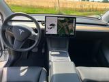 Tesla Model Y Long Range AWD inkl Winterreifen - Tesla Model Y in Leverkusen
