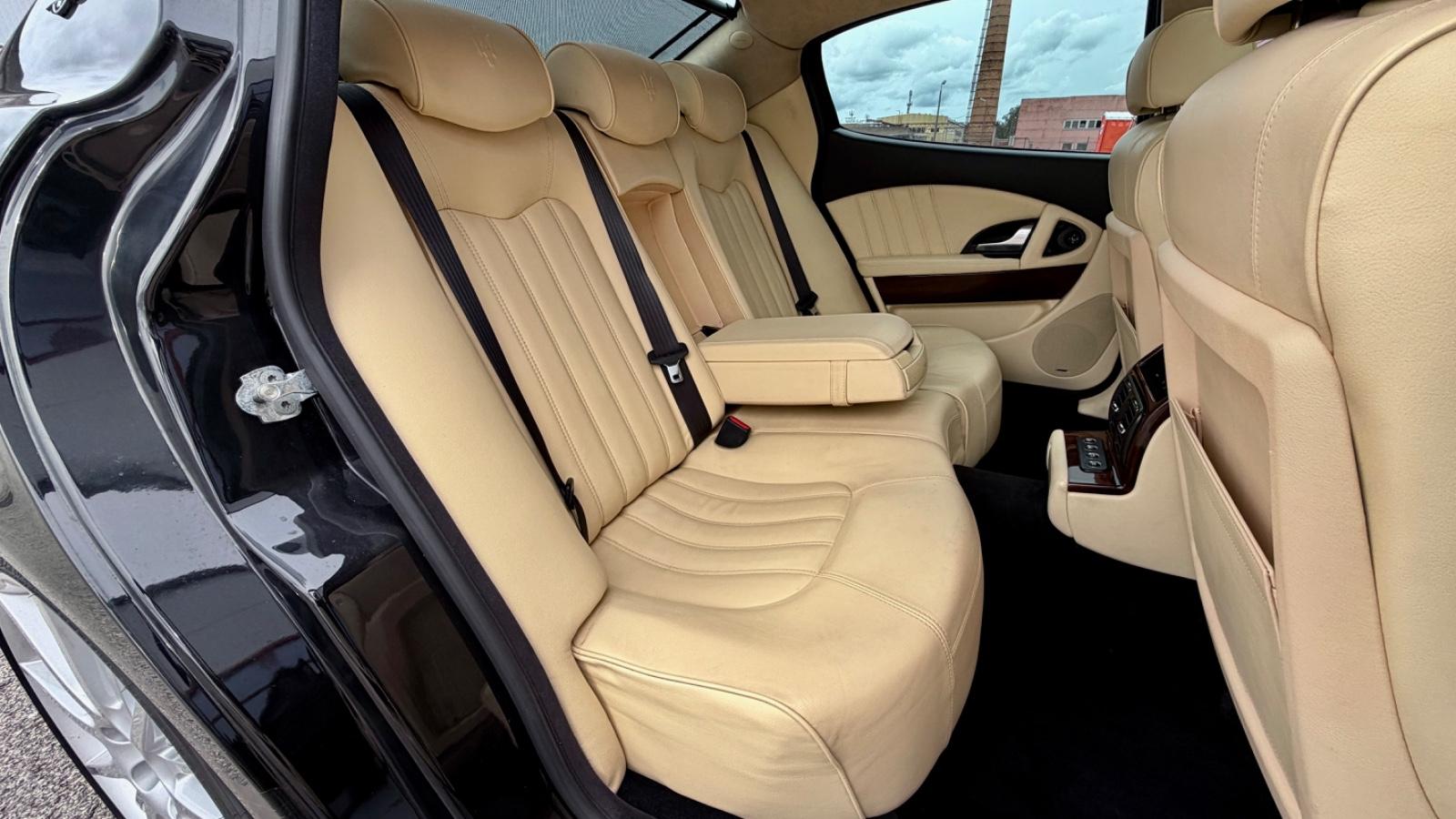 Maserati Quattroporte 4.2 V8 | 400 ch | BVA | Cuir beige | GPS | Xénon | Radars de recul