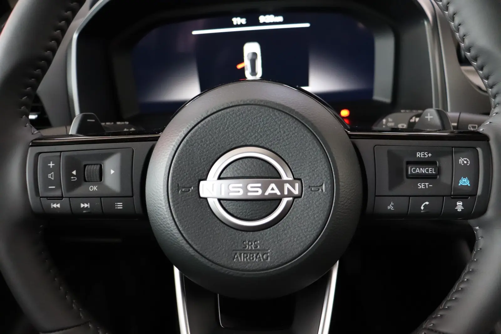 Nissan Qashqai 1.3 AT N-Connecta Navi,LED,TLeder SOFORT, миниатюра 9