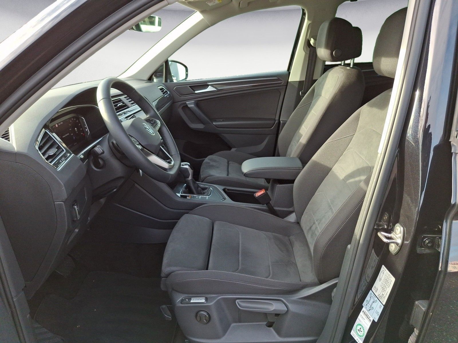 Volkswagen Tiguan - Bild 8