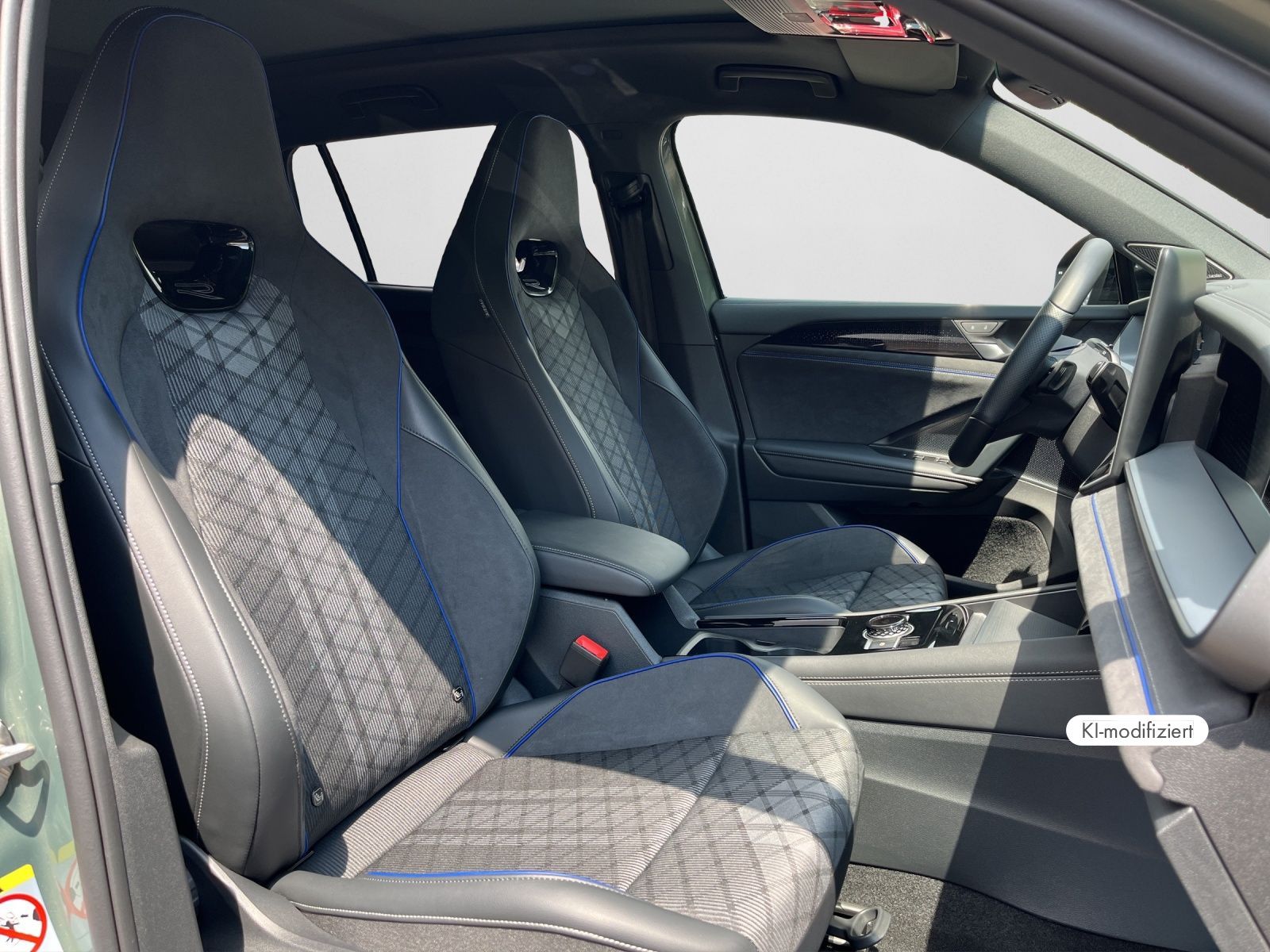 Volkswagen Tayron R-Line 2.0 TDI DSG R-LINE BLACKSTYLE foto 4