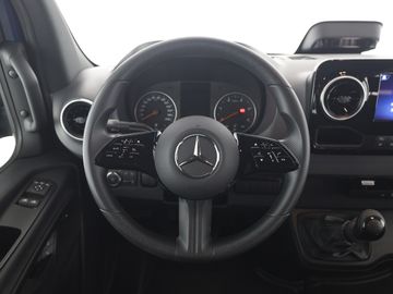 Mercedes Sprinter - 12