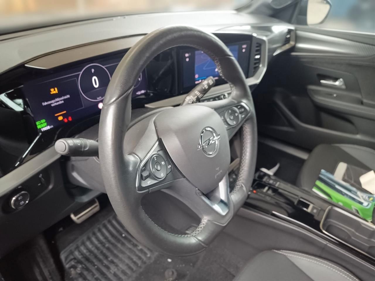 Fahrzeugabbildung Opel Mokka-e ULTIMATE 1-PHASIG NAVI/LED/KAMERA/DAB+