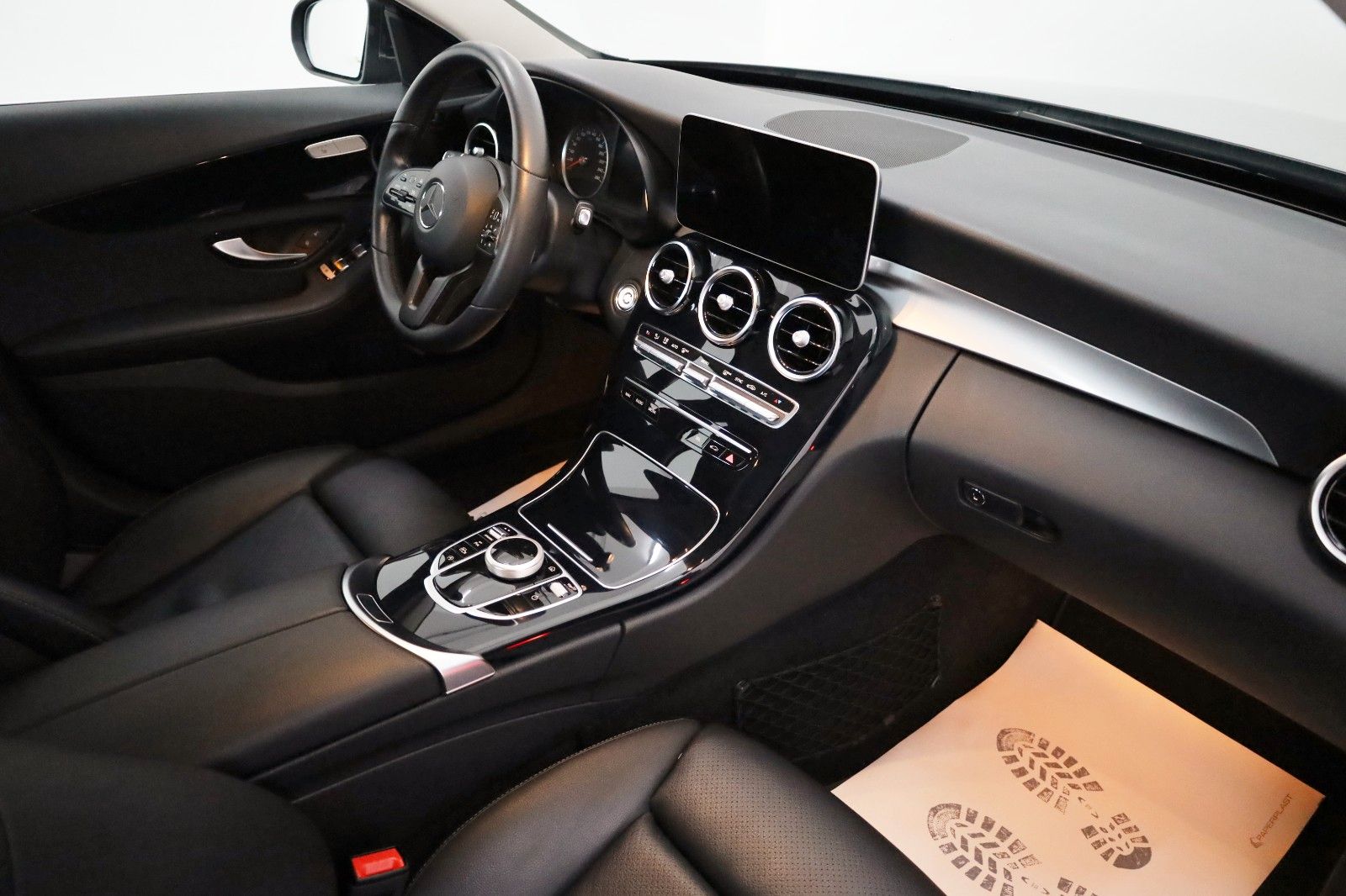 Fahrzeugabbildung Mercedes-Benz C 200d Limousine Leder,Navi,LED,360°Kamera,SH