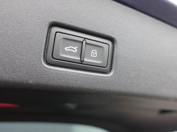صورة مصغرة 12 لـ 2024 AUDI Q4 E-TRON
