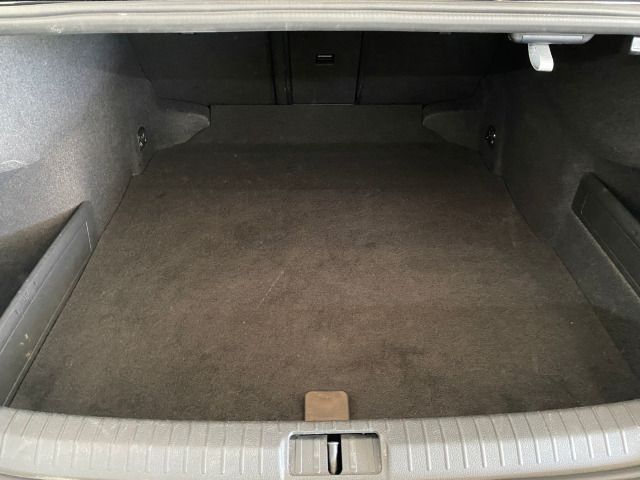 Passat Business 2.0 TDI AHK+NAVI+MATRIX+KAMERA