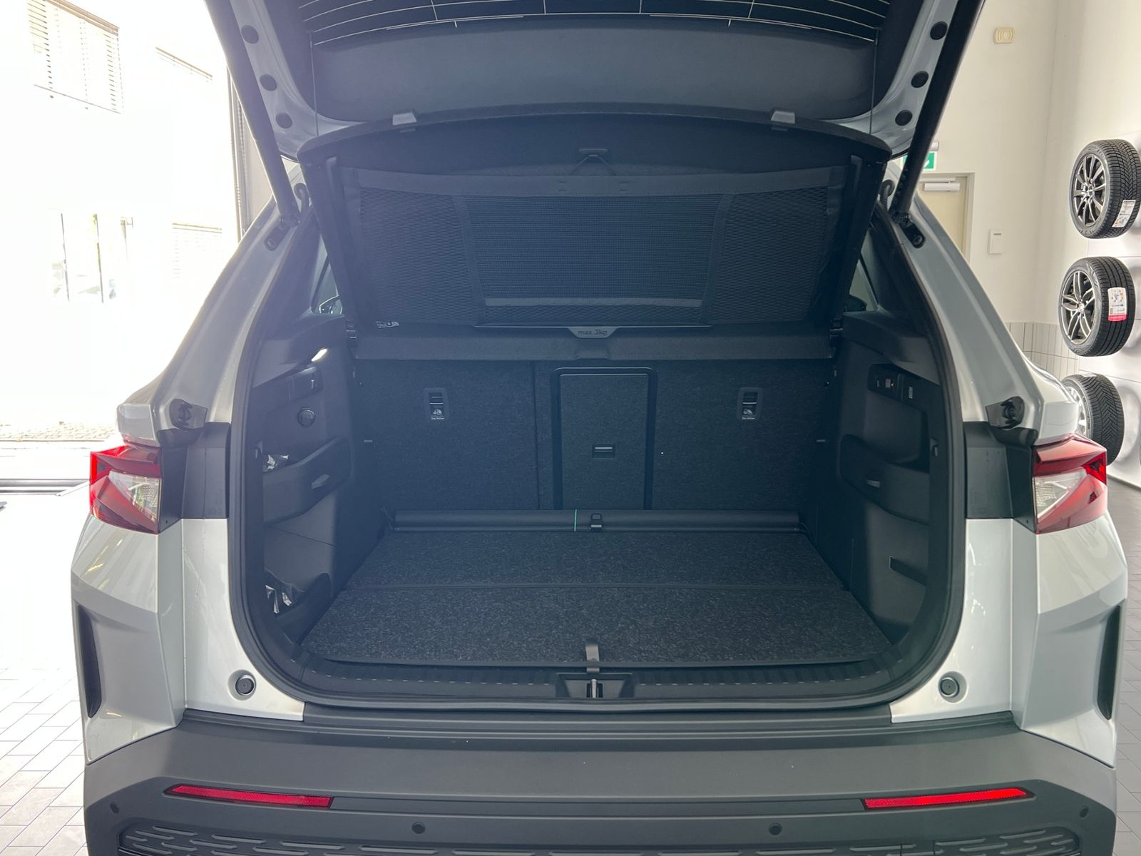 Fahrzeugabbildung SKODA Elroq 60 Sportline *AHK, Matrix-LED, Kamera*