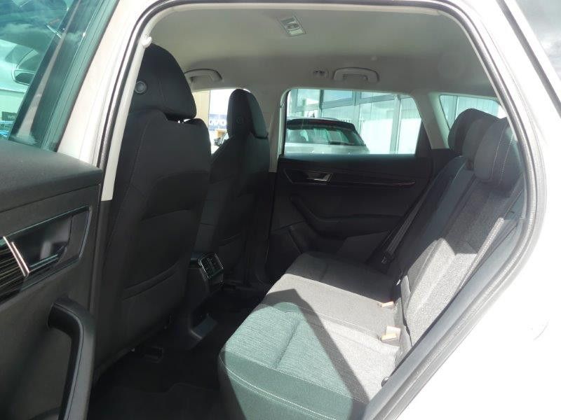 Fahrzeugabbildung SKODA Karoq 2.0 TDI DSG 4x4 Style NAV*KAM*BT*TEMPOMAT