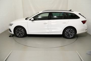 Skoda Octavia Combi Clever 2.0 TDI DSG NAV PDC HUD