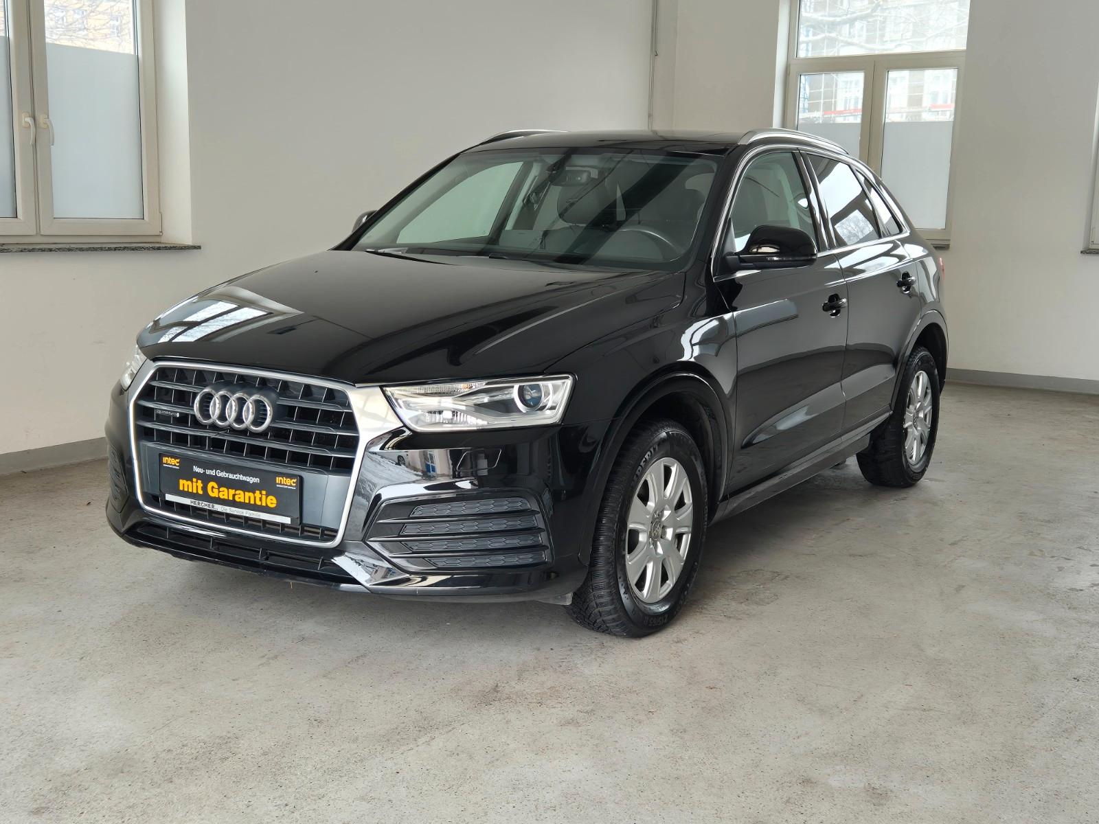 Audi Q3 sport quattro Alcantara Panorama 1. Hand