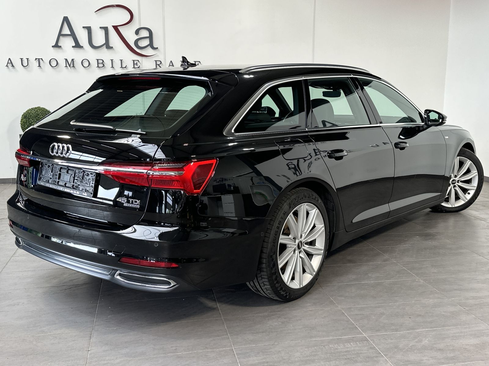 Fahrzeugabbildung Audi A6 Avant 45 TDI Qu S-Line NAV+LED+ACC+19ZOLL+VC