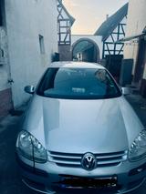 Volkswagen_Golf_1,6 - Volkswagen Golf aus 2004: 1.6