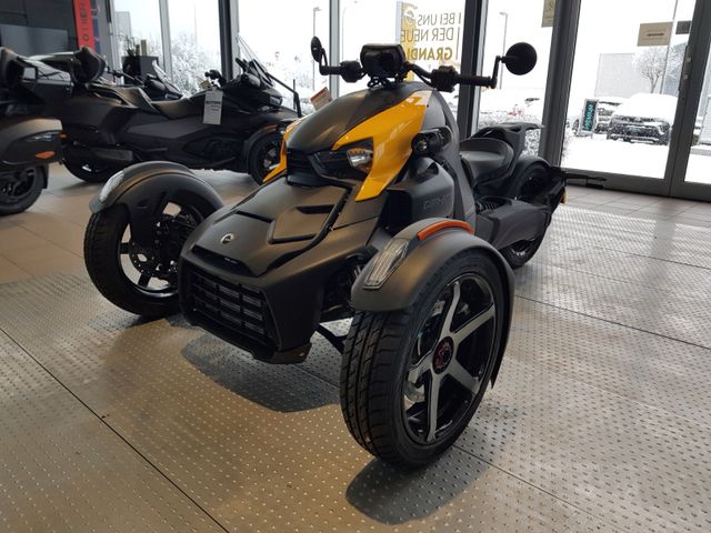 Can-Am Ryker  900 ACE Sport