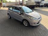 Ford Fiesta 1.4 Titanium /Tüv Neu - Ford Fiesta aus 2011: 1.4