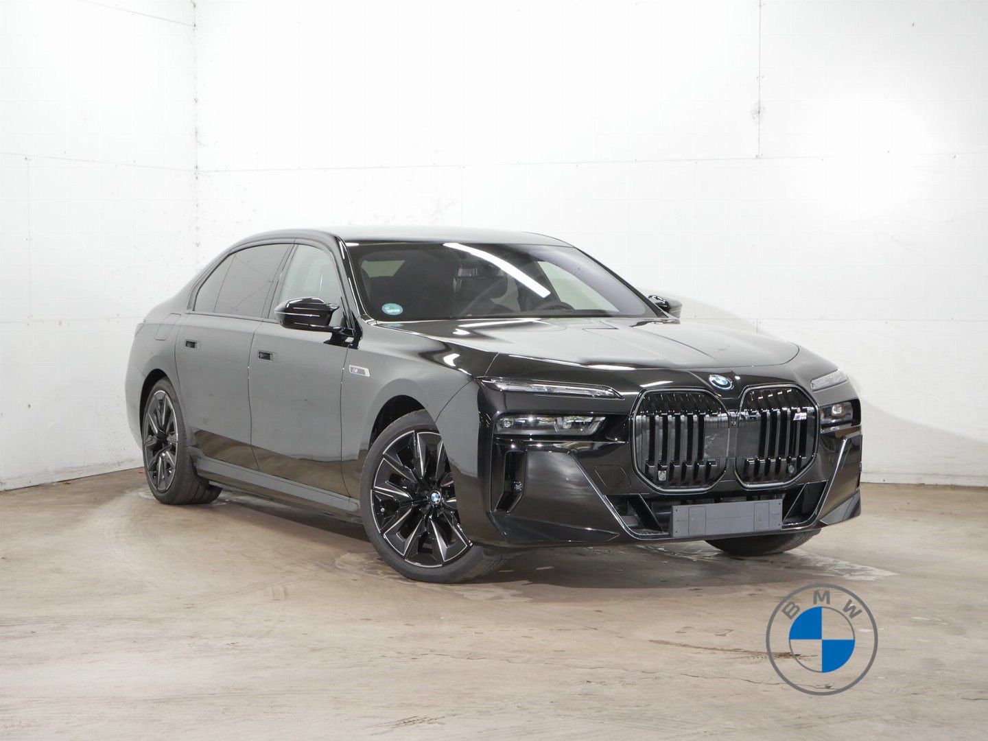 BMW i7 M70 xDrive M Sport 21 TV Massage Skylg. B&W foto 3
