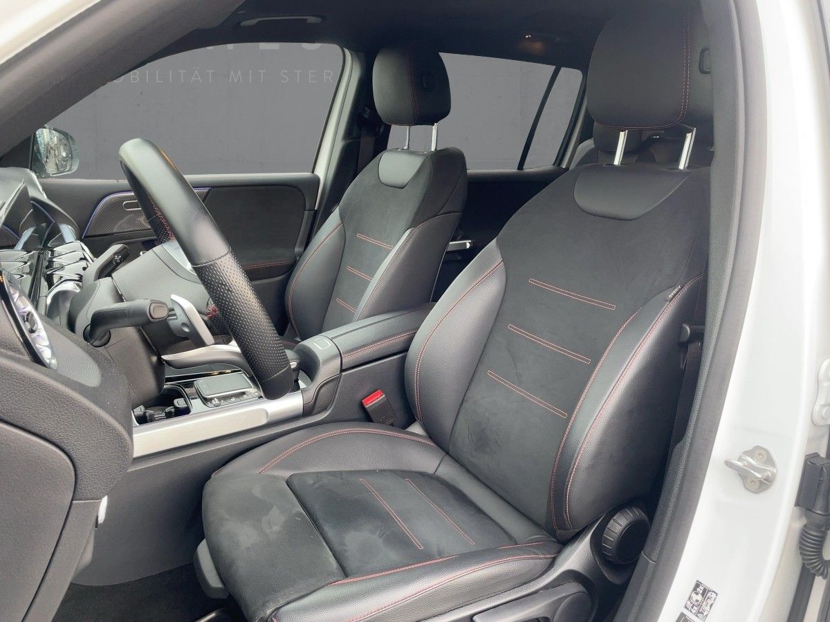 Fahrzeugabbildung Mercedes-Benz GLB 220 d 4M AMG/Night/Pano/3.Sitzreihe