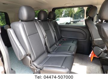 Mercedes V 220 - 6