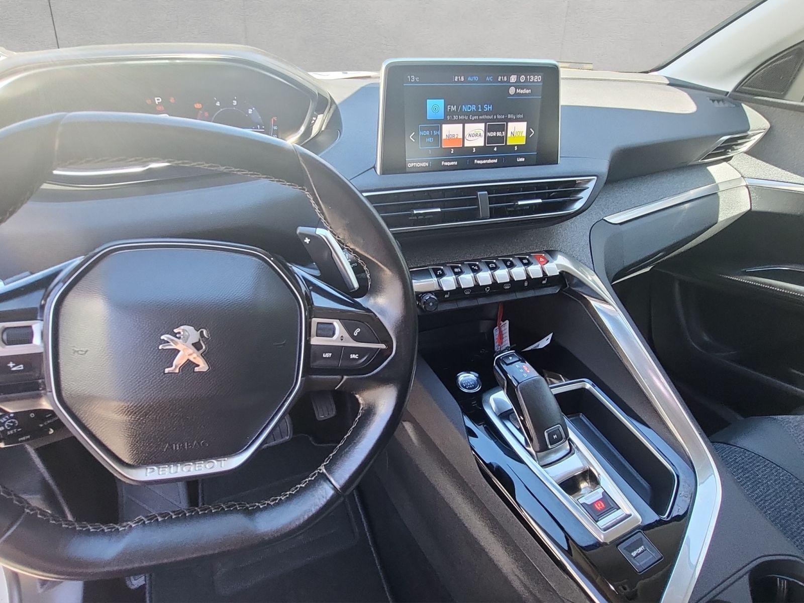 Peugeot 3008 BlueHDI Allure Automatik AHK LED NAVI