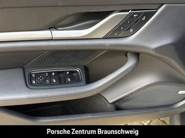 صورة مصغرة 20 لـ 2025 Porsche TAYCAN