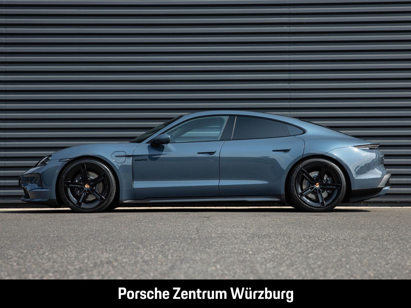 Porsche Taycan 4 Black Edition Soft-Close InnoDrive BOSE imagem 2