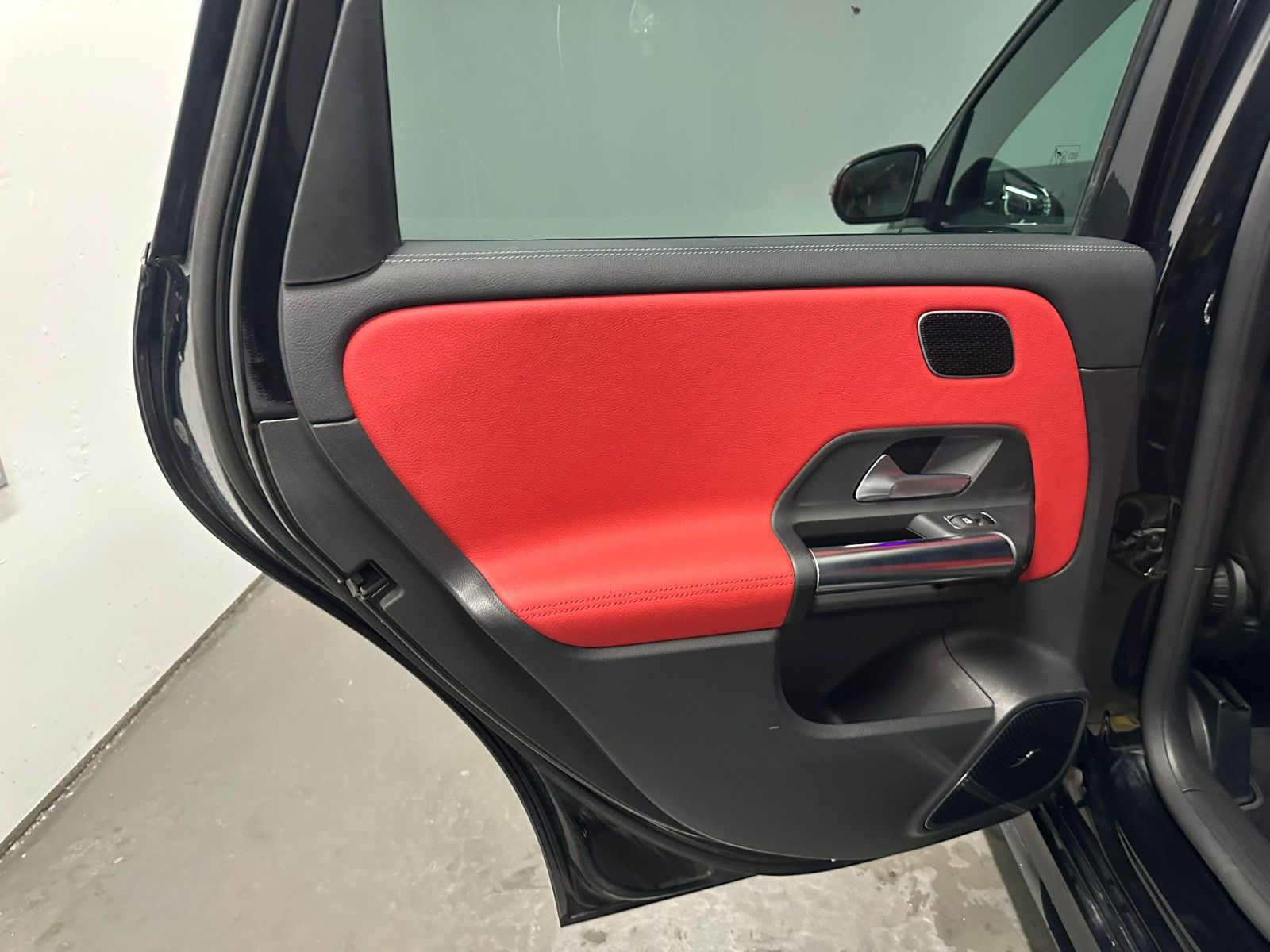 Fahrzeugabbildung Mercedes-Benz B 250 e *AMG-LINE*NIGHT*360*KEYLESS*LEDER*