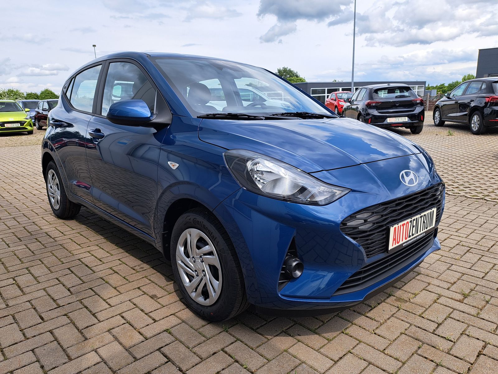 Fahrzeugabbildung Hyundai i10 1.0 MODELL 2025 NAVI WINTERPAKET KAMERA DAB