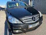 Mercedes-Benz B-Klasse B160*1.HAND*SITZHEIZUNG*KLIMA*ISOFIX - schwarze Mercedes-Benz B 160