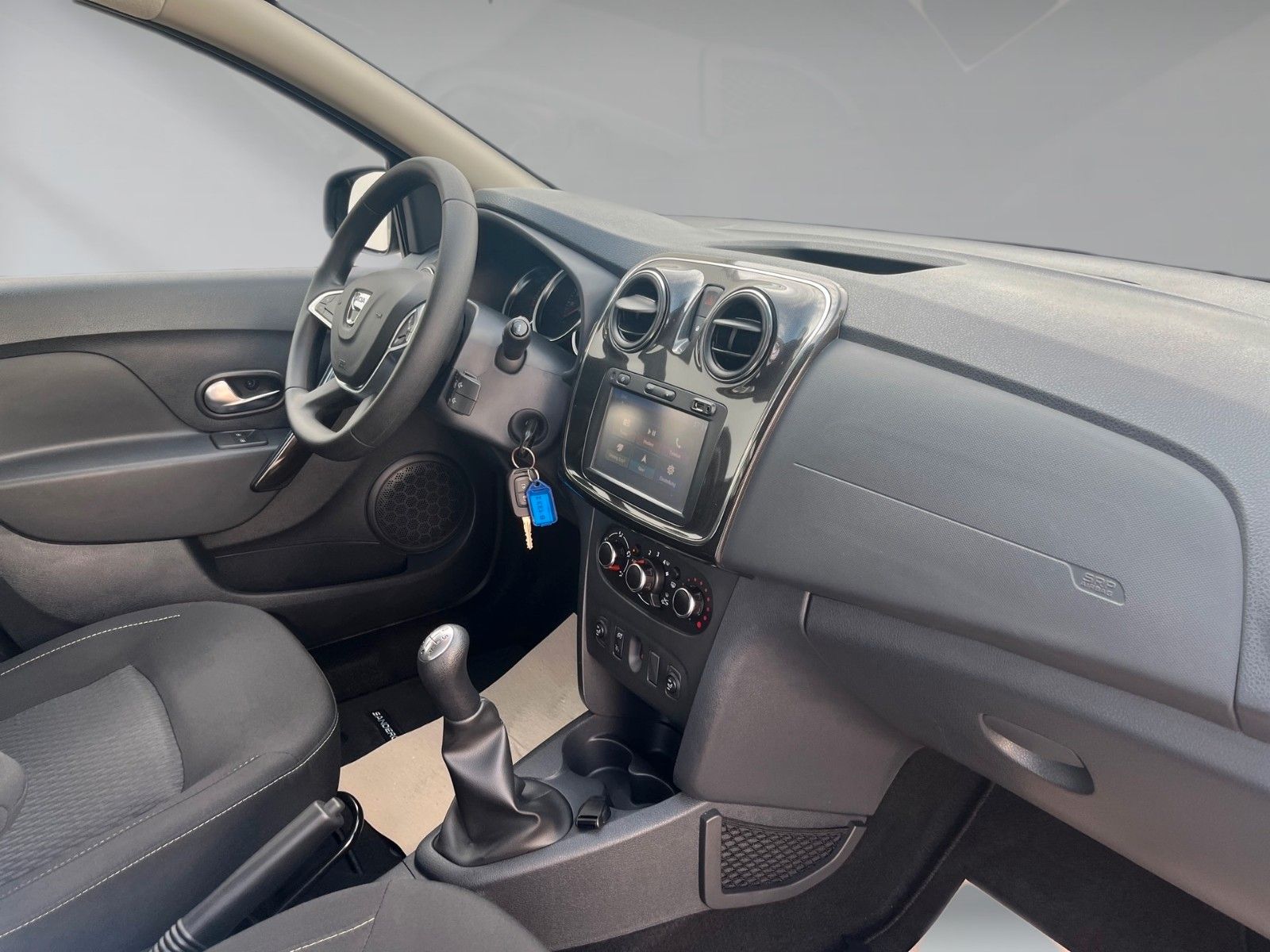 Dacia Sandero II Comfort – Bild 9