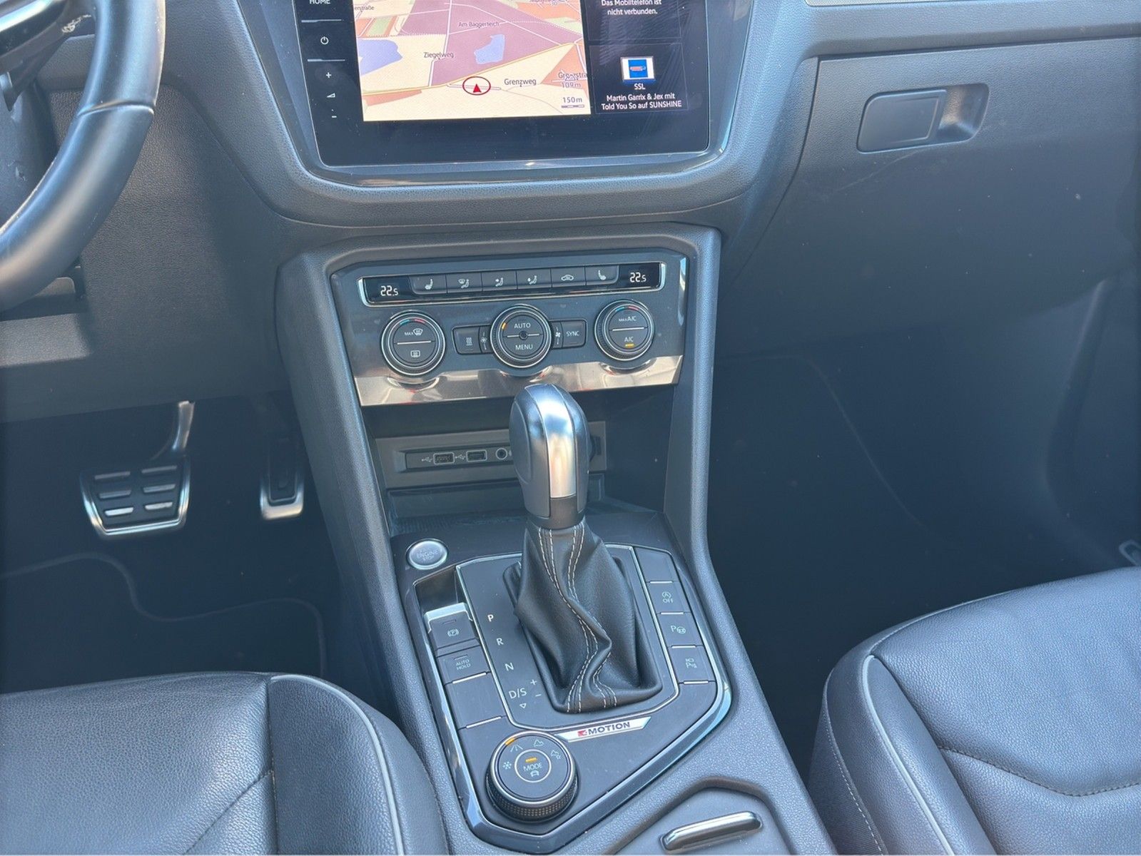 Fahrzeugabbildung Volkswagen Tiguan Allspace Highline TDI DSG 4M LED LEDER 7-