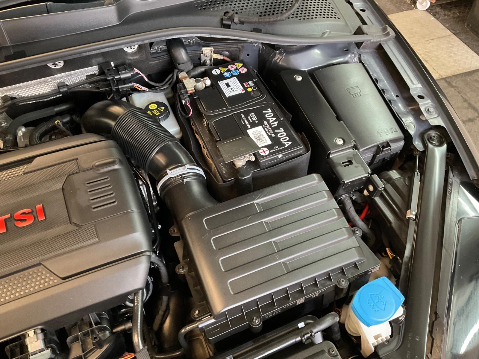 Volkswagen Golf VII GTI Performance, Diff.,Led,Navi,DYNAUD