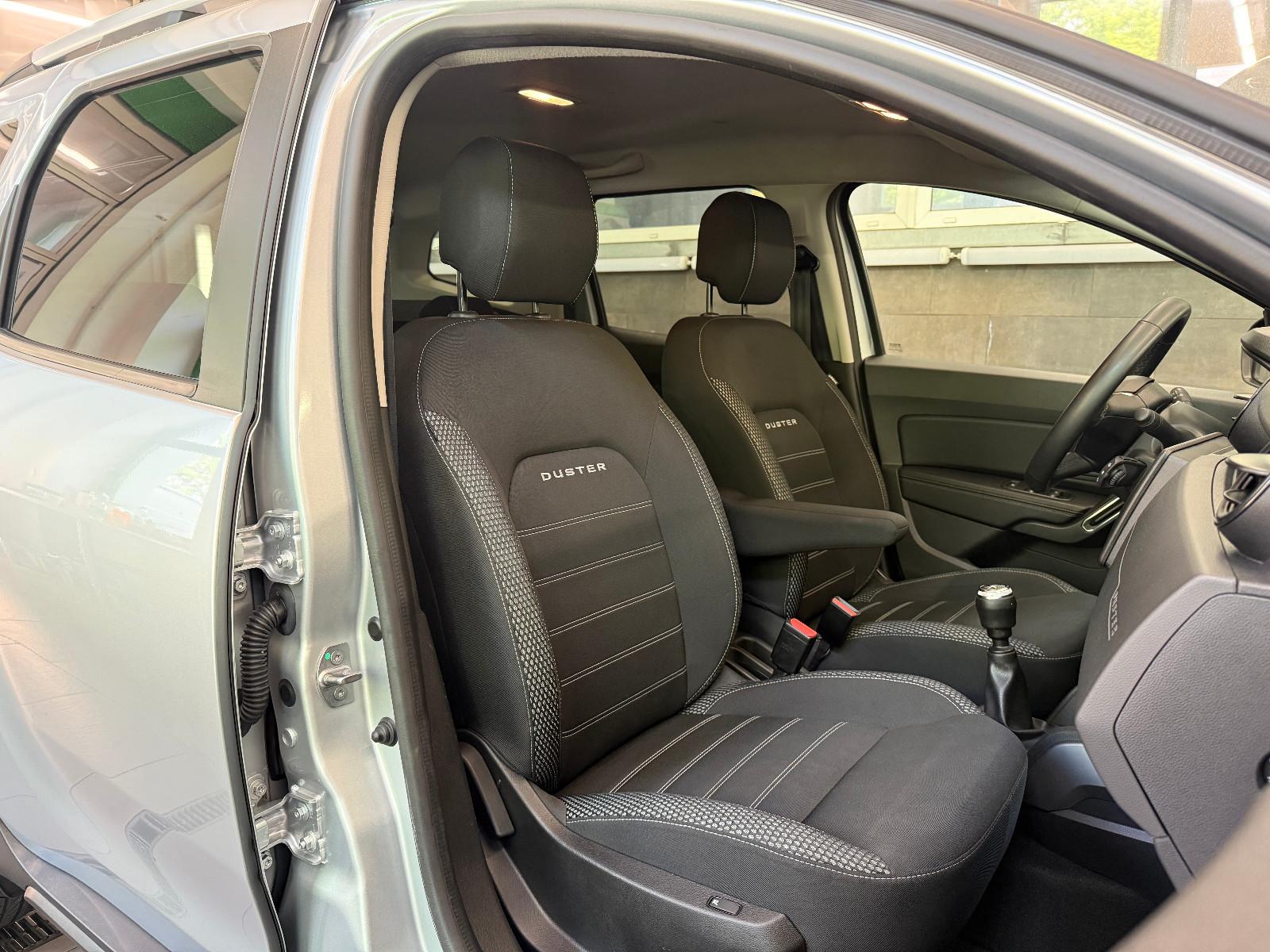 Dacia Duster II 4x4 Adventure 5 J. Garantie NAVI SHZ