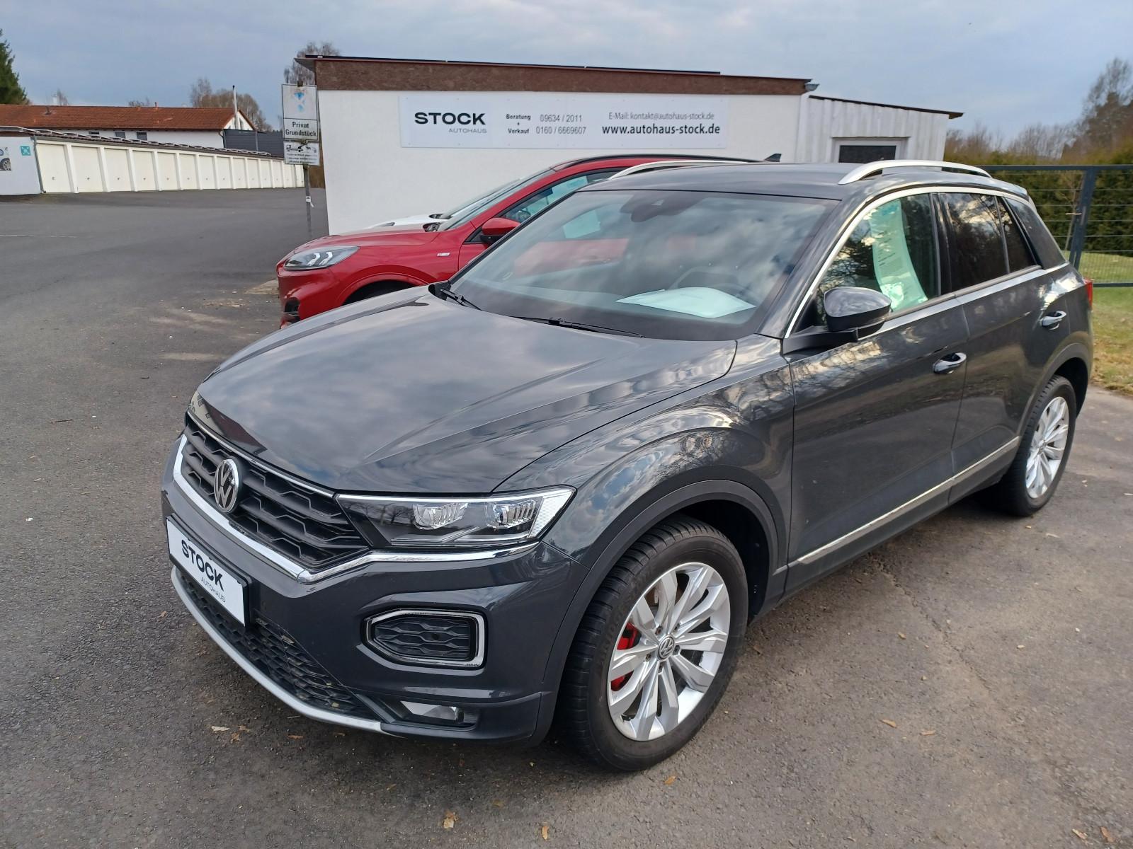Volkswagen T-Roc ** Sport / AHK ** mit Garantie