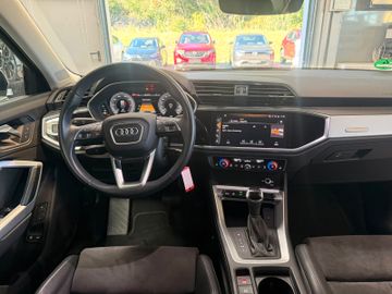 Audi Q3 - 12