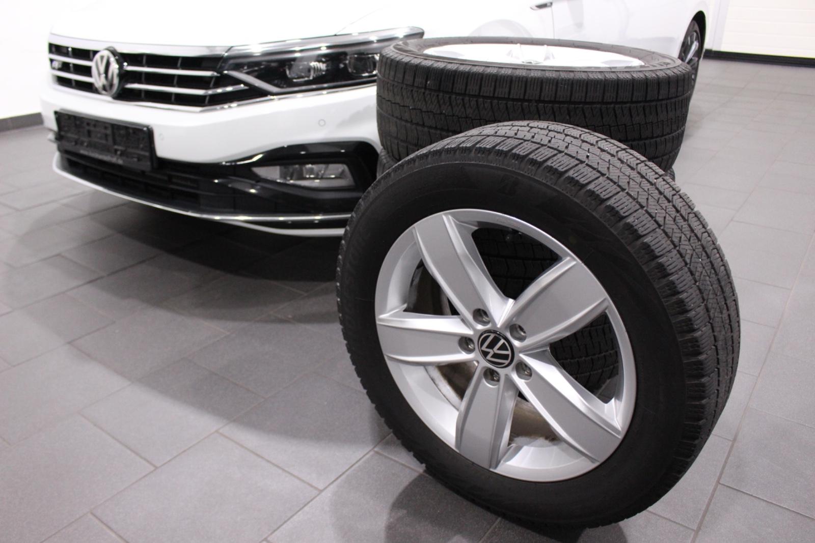 Volkswagen Passat 4M R Line Matrix Virtual STDHZG AHK ACC