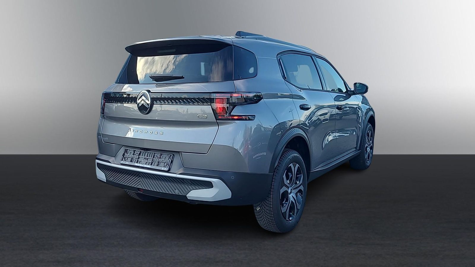 Fahrzeugabbildung Citroën C3 Aircross Plus 100 PS MT