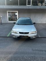 Mazda 323i Benzin - gebrauchte Mazda 323 aus dem Jahr 1999