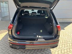 Fahrzeugabbildung Volkswagen Tiguan Allspace 2.0 TDI R-Line 4M LEDER PANO STH