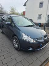 Mitsubishi Grandis 2.0 DI-D Intense 7-Sitzer Intense - Mitsubishi Grandis 7-Sitzer