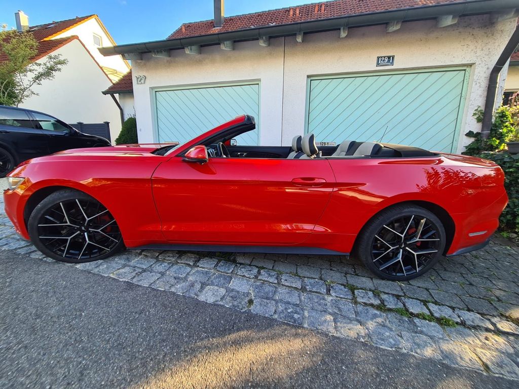 Image of Ford Mustang