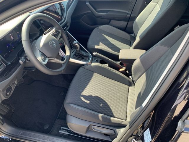 Fahrzeugabbildung Volkswagen Polo 1,0 TSI DSG IQ DRIVE SHZ NAVI APP CONNECT L