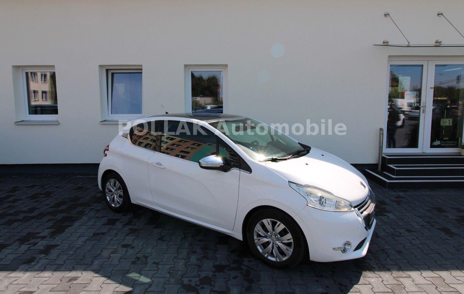 Peugeot 208 Allure*LEDER*PDC*PANO*MFL*BC*TOUCH*ZV*ELFH