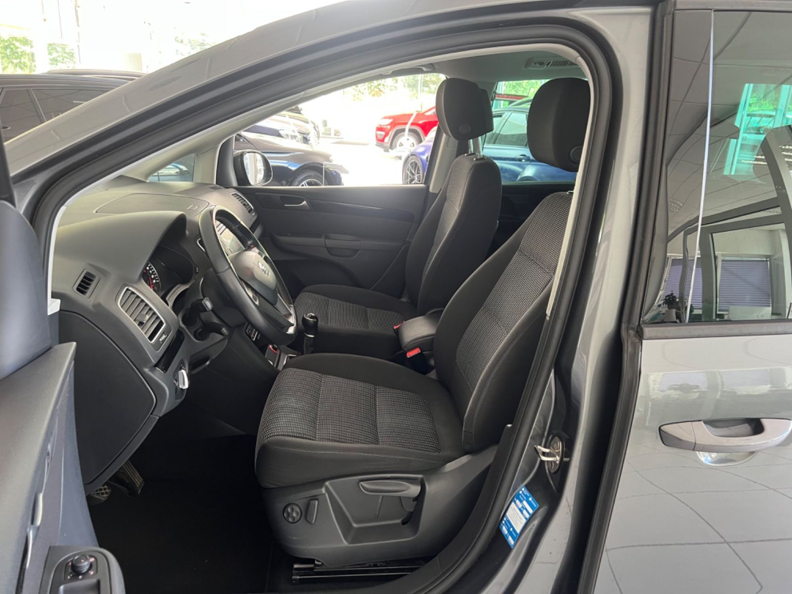 Fahrzeugabbildung SEAT Alhambra 2.0 TDI Style Allrad 4x4 * 7.SITZE *