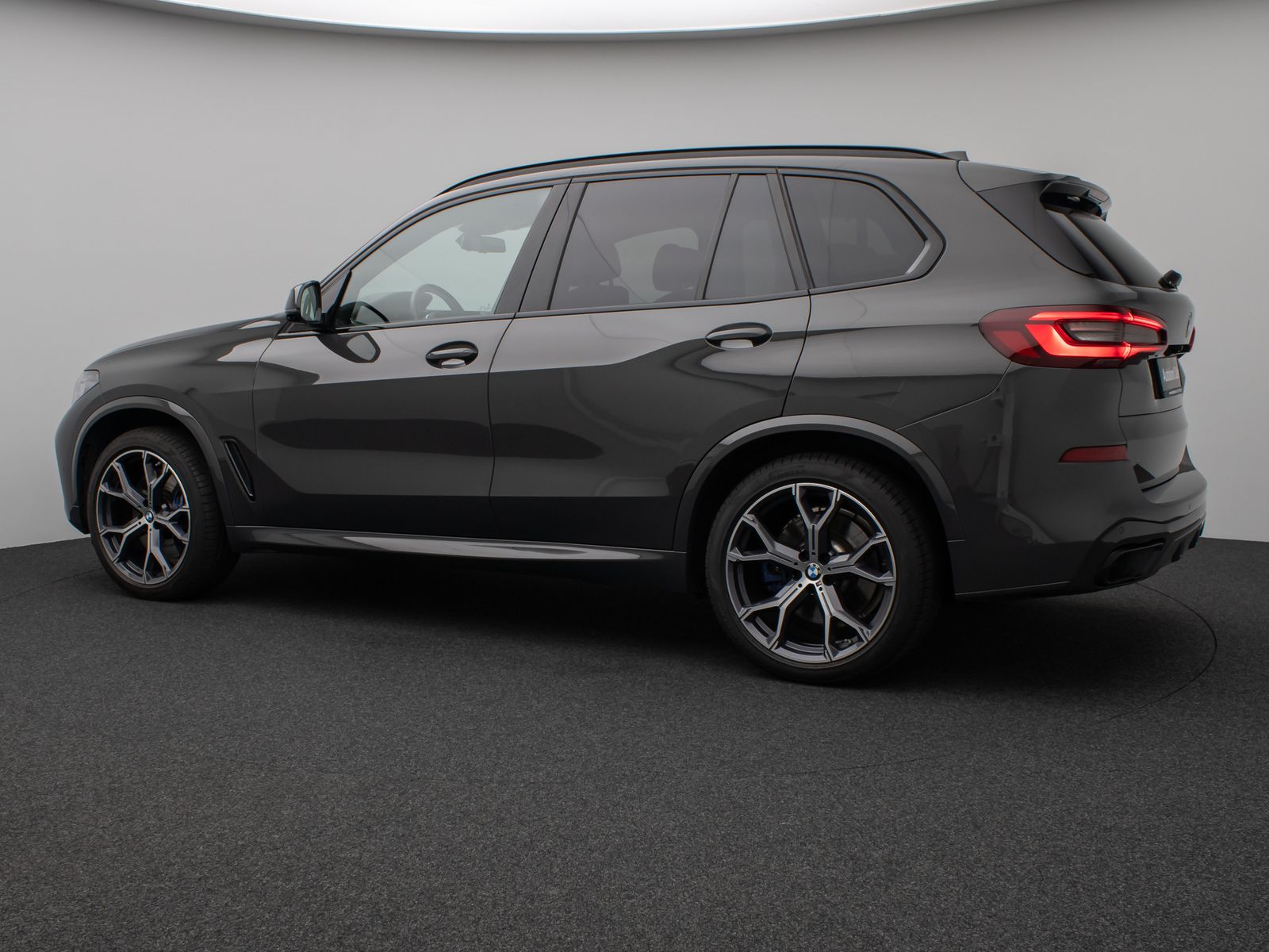 Fahrzeugabbildung BMW X5 xD40d M Sport 360°Panorama Laser HUD B&W AHK